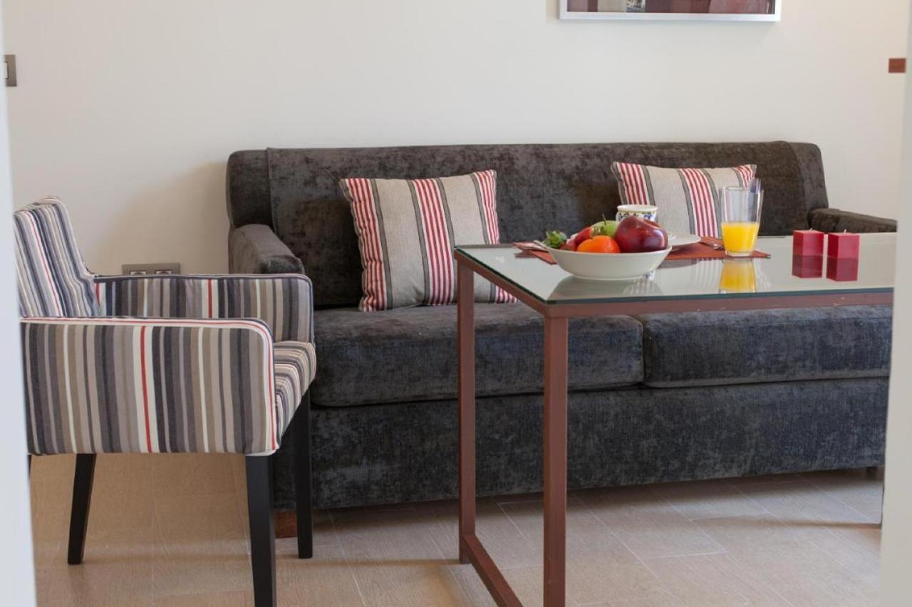 Apartamento Puerta del Arenal - Kainga Homes Sevilla Bagian luar foto