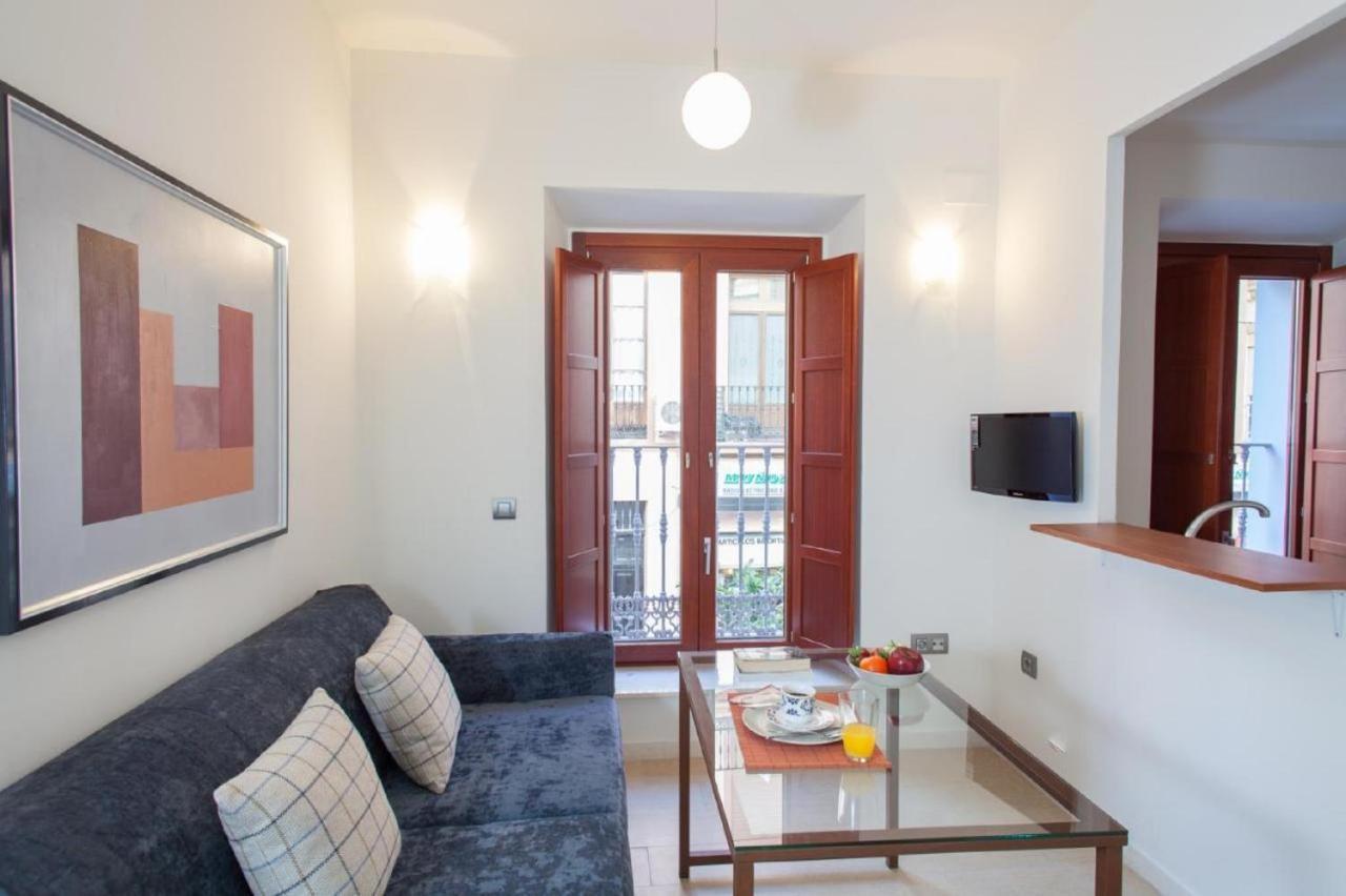 Apartamento Puerta del Arenal - Kainga Homes Sevilla Bagian luar foto