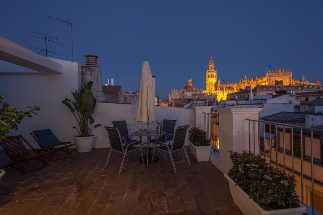 Apartamento Puerta del Arenal - Kainga Homes Sevilla Bagian luar foto