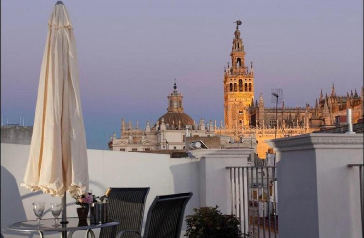 Apartamento Puerta del Arenal - Kainga Homes Sevilla Bagian luar foto