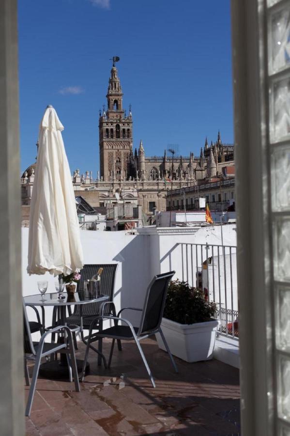 Apartamento Puerta del Arenal - Kainga Homes Sevilla Bagian luar foto